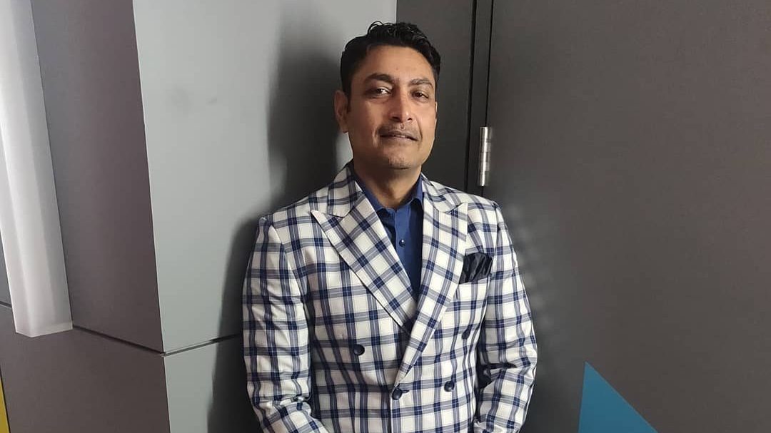 Deep Dasgupta